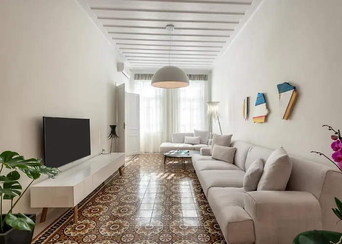 Дом отдыха On Luxury Chania *