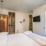 On Luxury Chania خانيا