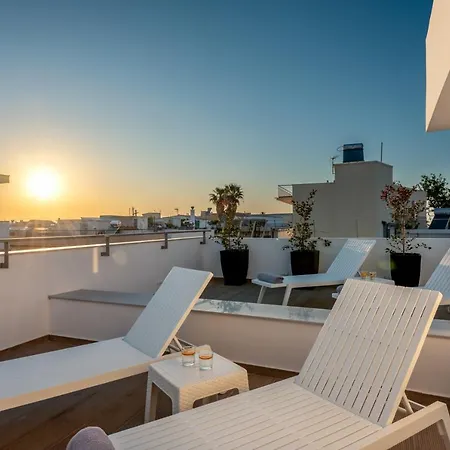 On Luxury Chania بيت للعطل خانيا
