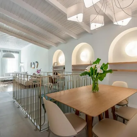 On Luxury Chania بيت للعطل خانيا